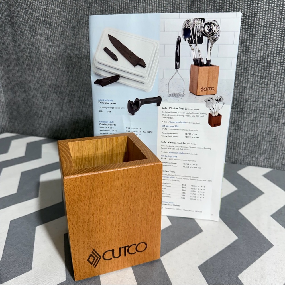 Cutco Honey Finish Kitchen Tool Holder